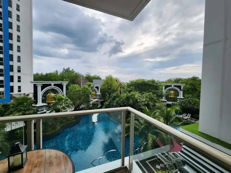 1-Bedroom Condo with Sea View at The Riviera Monaco, Pattaya