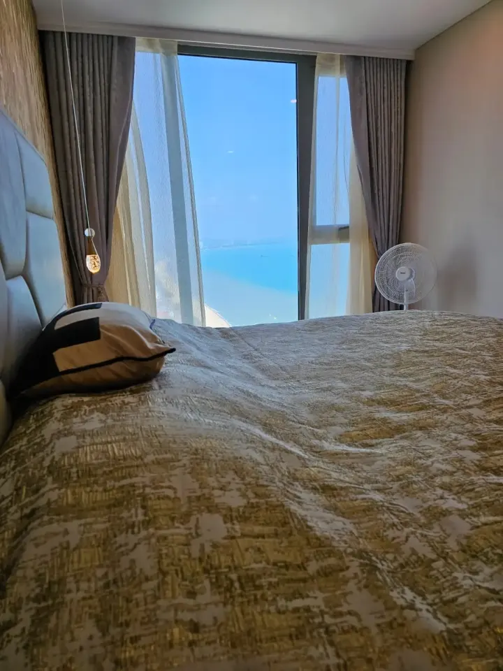 1-Bedroom Condo with Sea View at Copacabana Beach Jomtien, Jomtien