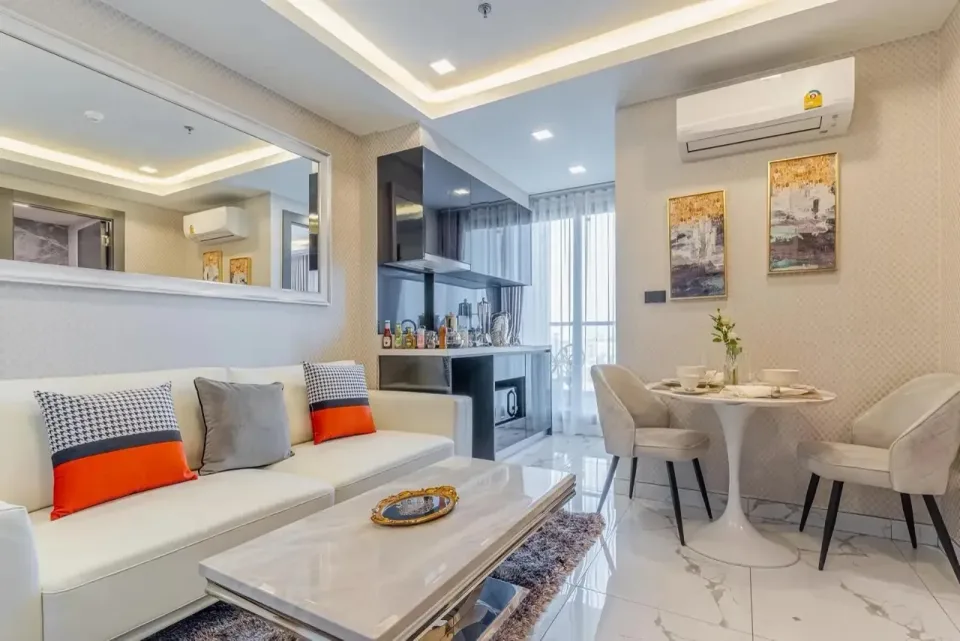 1-Bedroom Condo with City View at Arcadia Millennium Tower, Pattaya