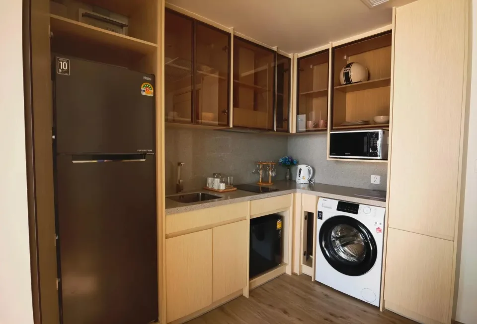 1-Bedroom Condo with Sea View at Arom Wongamat Pattaya, Pattaya