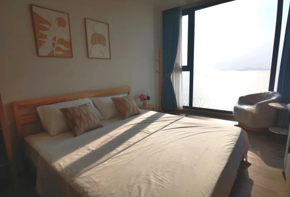 1-Bedroom Condo with Sea View at Arom Wongamat Pattaya, Pattaya