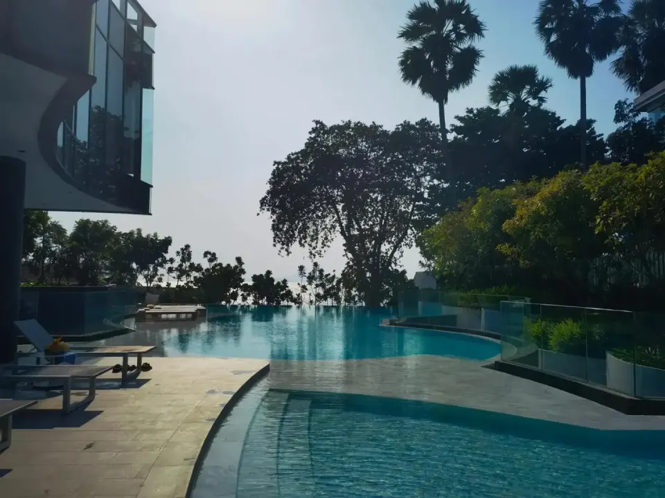 1-Bedroom Condo with Sea View at Arom Wongamat Pattaya, Pattaya