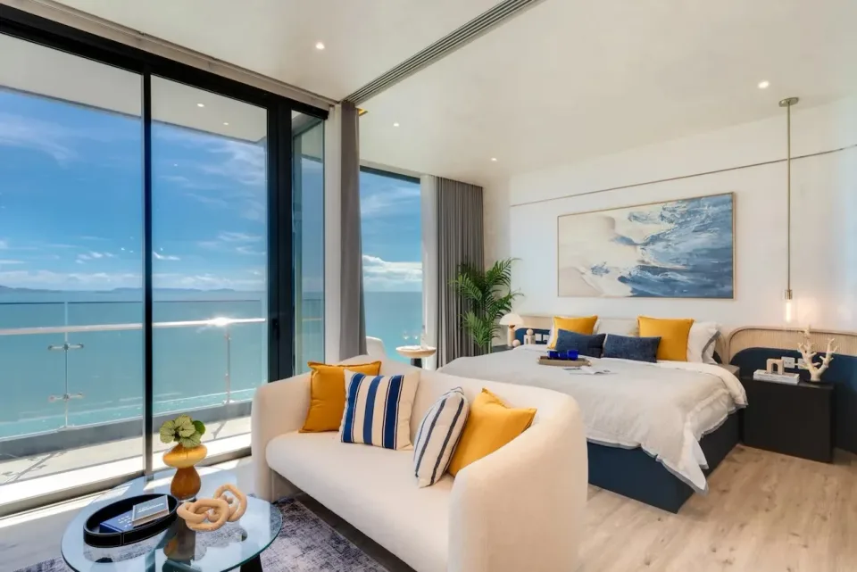 1-Bedroom Condo with Sea View at Arom Wongamat Pattaya, Pattaya