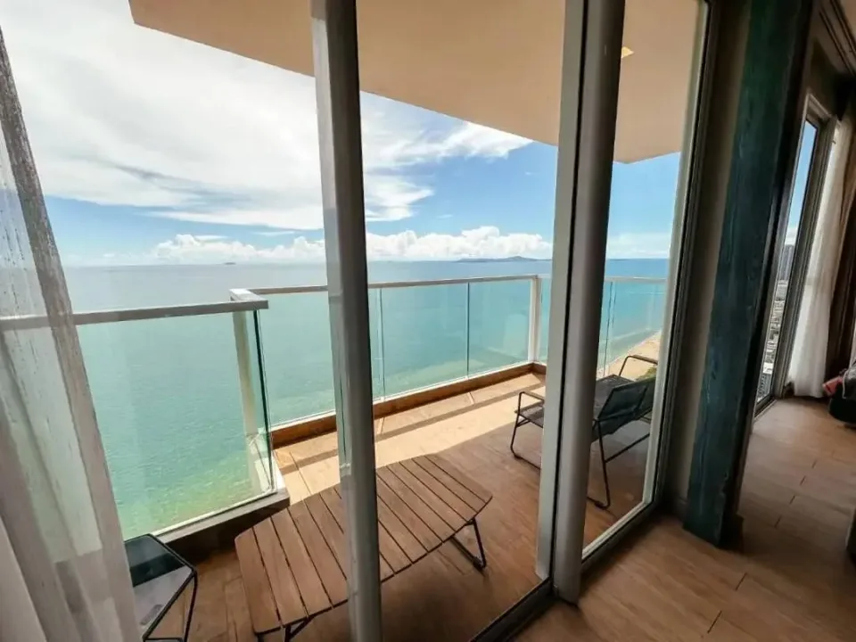 2-Bedroom Condo at Cetus Beachfront, Jomtien