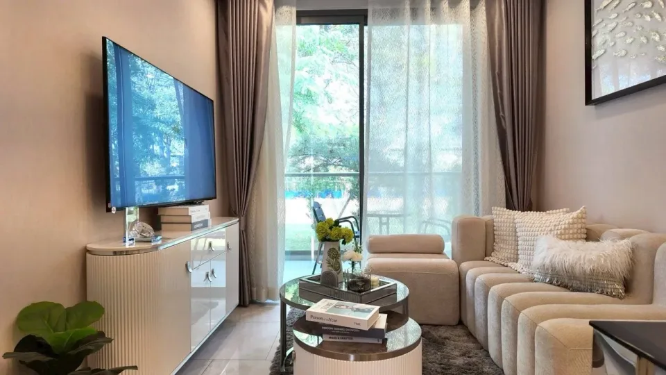 1-Bedroom Condo with Sea View at Copacabana Coral Reef, Jomtien