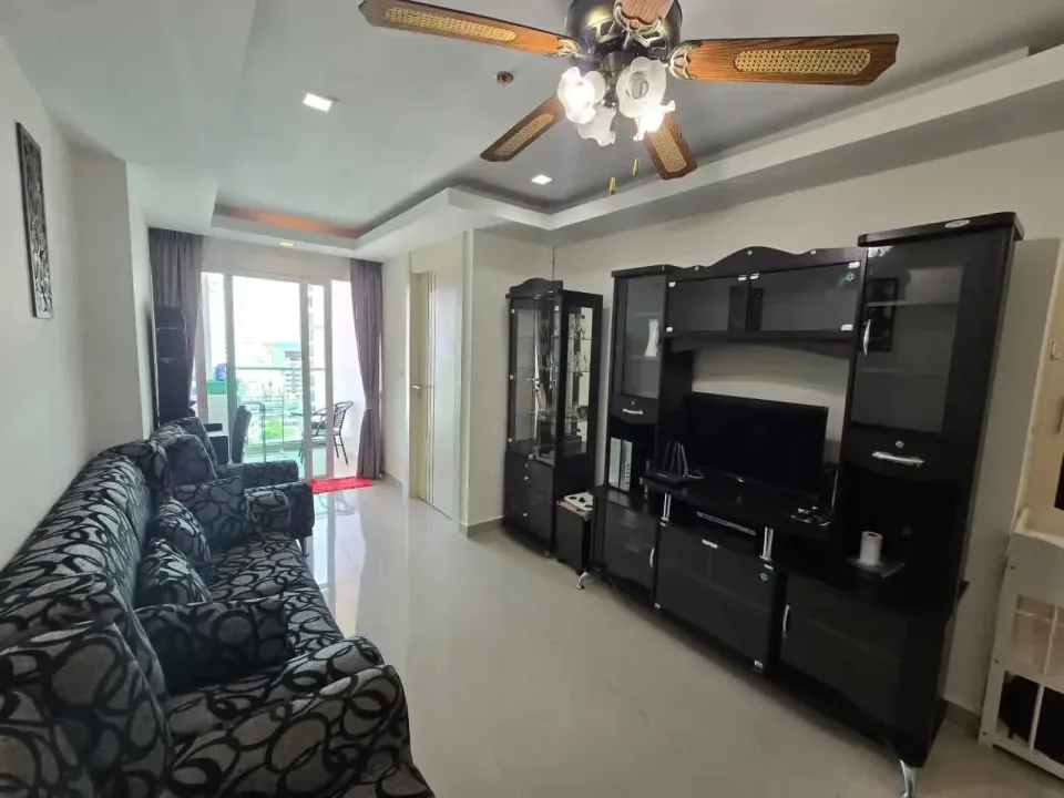 1-Bedroom Condo with City View at Cosy Beach View, Pattaya