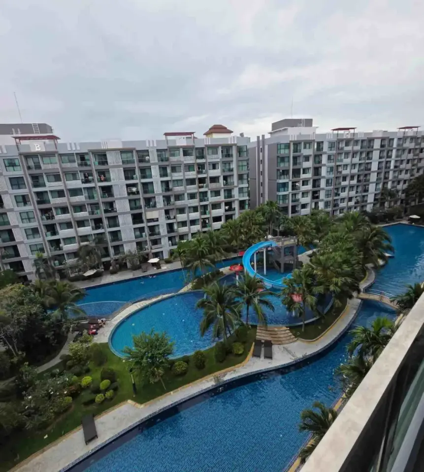 Studio with Pool View at Dusit Grand Park 1, Jomtien