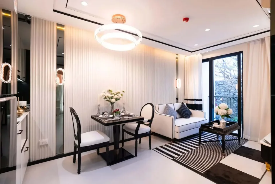 1-Bedroom Condo with Sea View at Embassy Pattaya, Pattaya