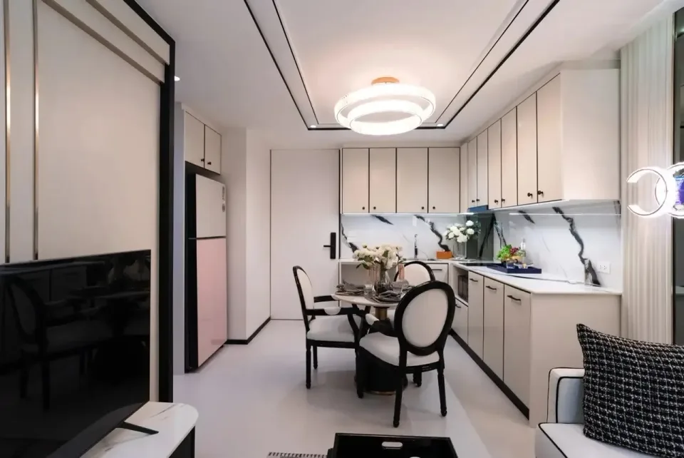 2-Bedroom Condo with Pool View at Embassy Pattaya, Pattaya