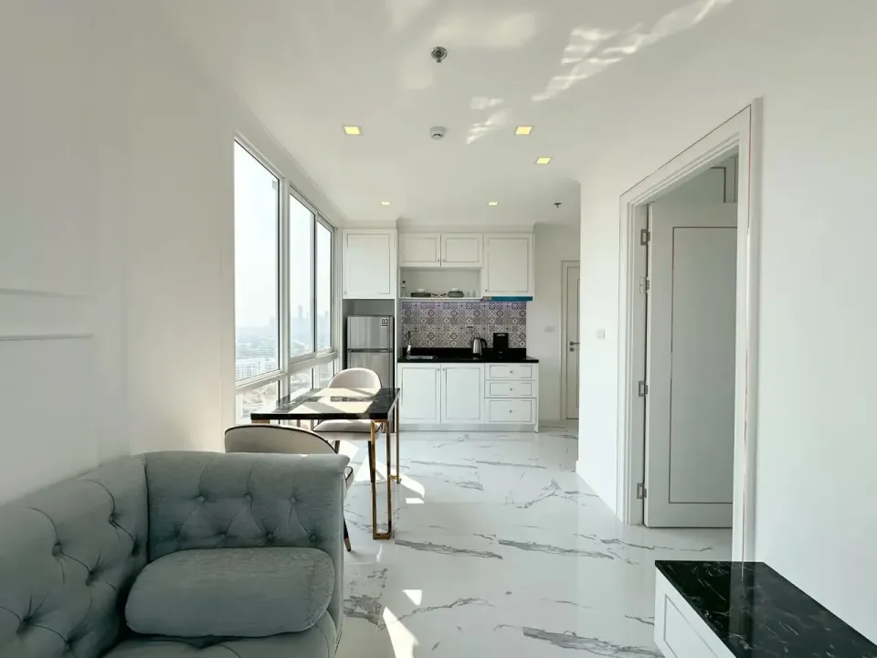1-Bedroom Condo with City View at The Empire Tower Pattaya, Jomtien