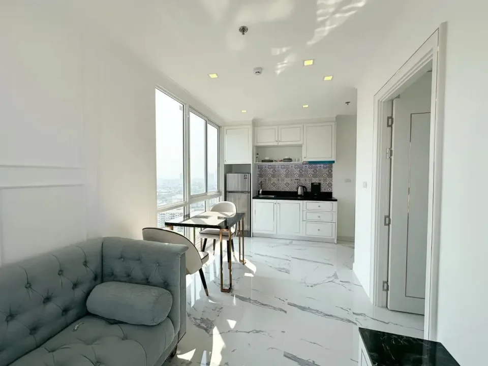 1-Bedroom Condo with City View at The Empire Tower Pattaya, Jomtien