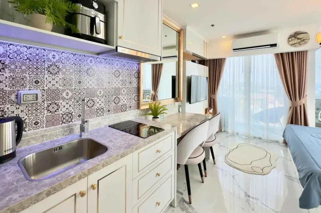 Студия с видом на город в The Empire Tower Pattaya, Джомтьен
