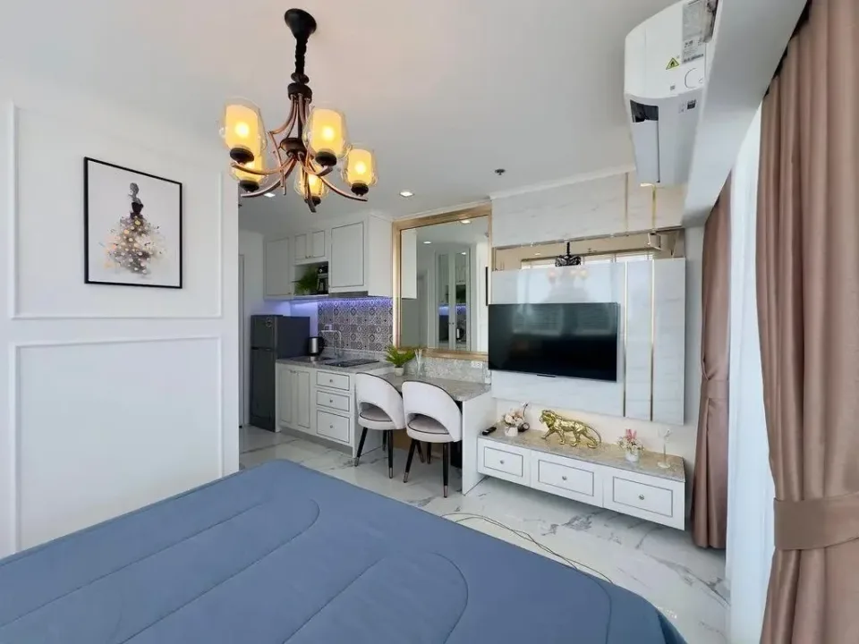 Студия с видом на город в The Empire Tower Pattaya, Джомтьен