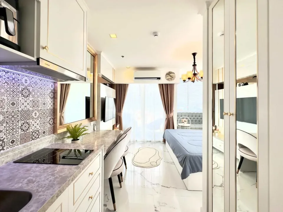 Студия с видом на город в The Empire Tower Pattaya, Джомтьен