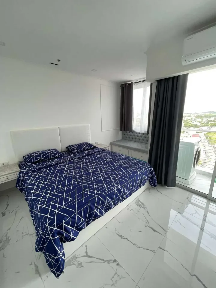 Студия с видом на город в The Empire Tower Pattaya, Джомтьен