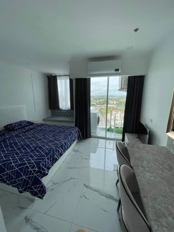 Студия с видом на город в The Empire Tower Pattaya, Джомтьен