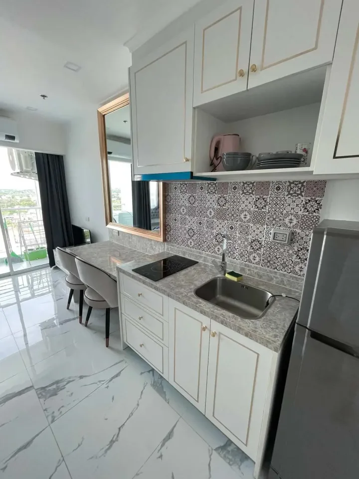 Студия с видом на город в The Empire Tower Pattaya, Джомтьен