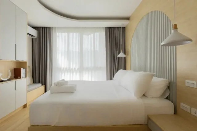 1-Bedroom Condo with Pool View at Fantasea Condo Kamala, Kamala