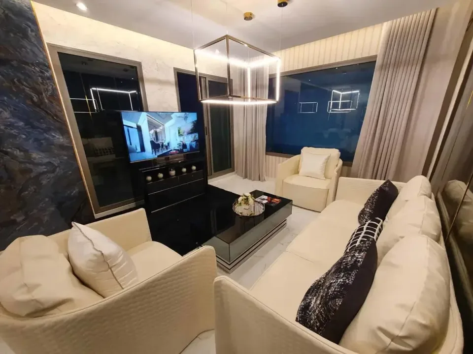 2-Bedroom Condo with Terrace at Grand Solaire Pattaya, Pattaya