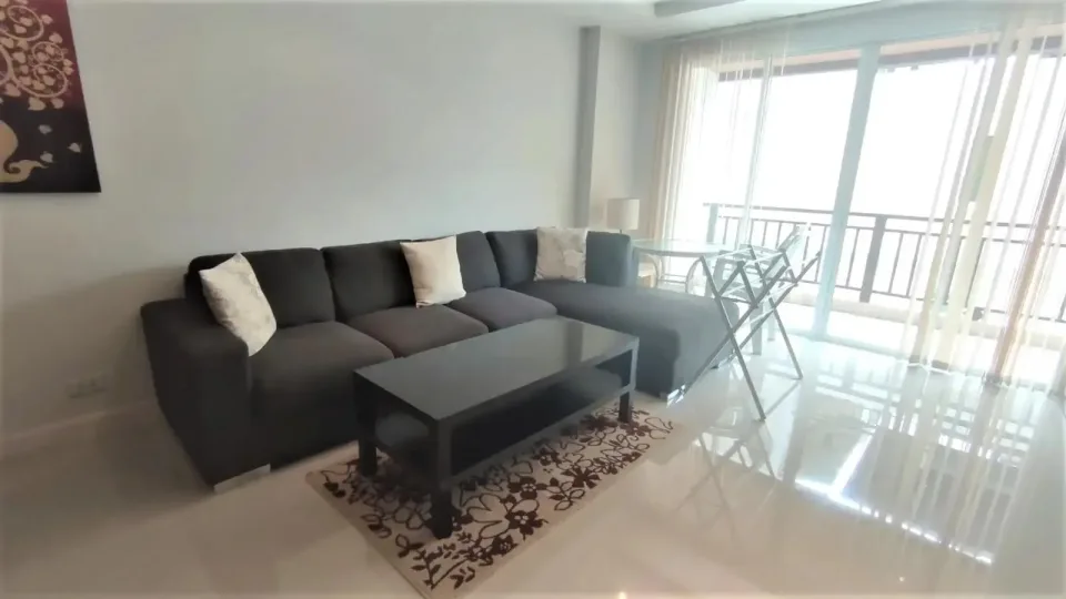 Квартира с 2 спальнями и террасой в Jomtien Beach Penthouses, Джомтьен