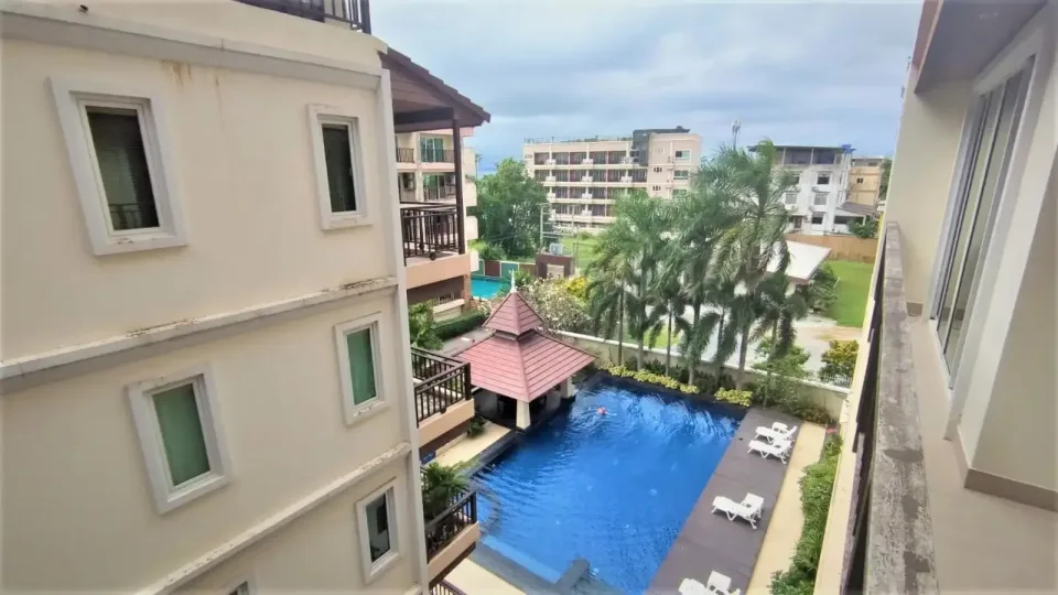 Квартира с 2 спальнями и террасой в Jomtien Beach Penthouses, Джомтьен