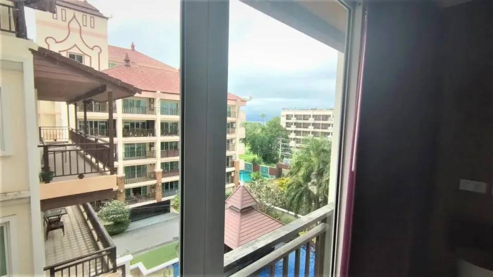 Квартира с 2 спальнями и террасой в Jomtien Beach Penthouses, Джомтьен