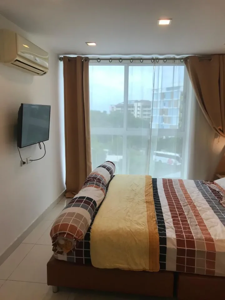 1-Bedroom Condo with City View at Laguna Bay 1, Pattaya
