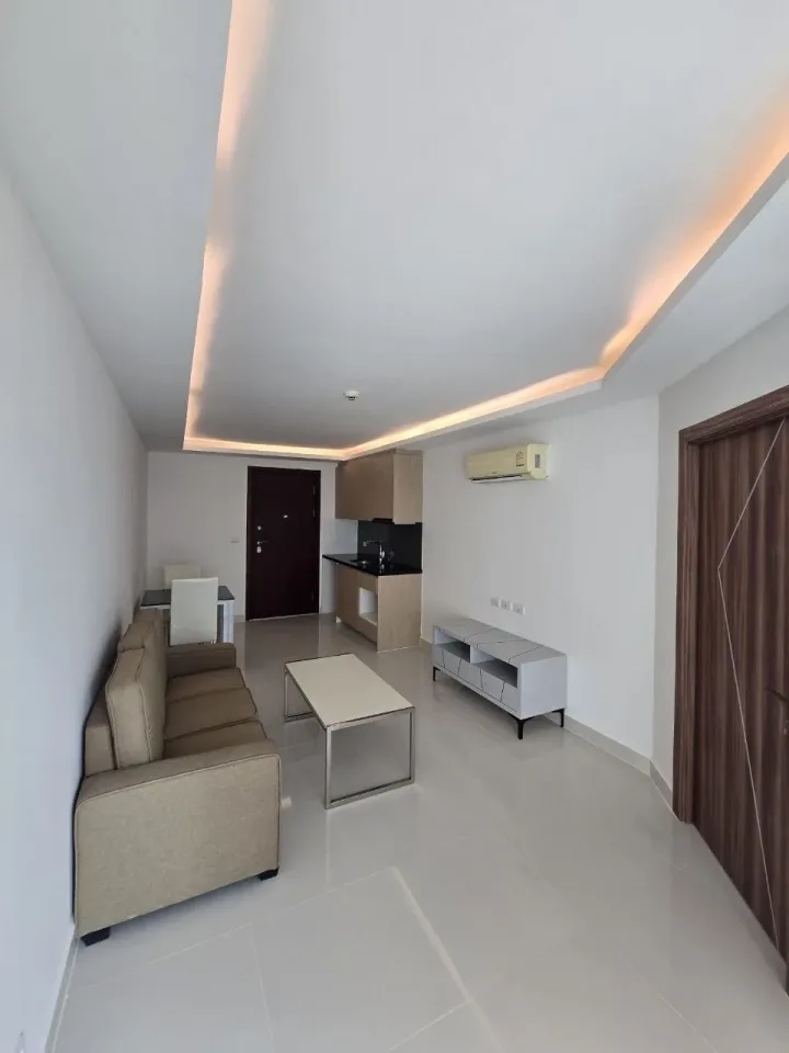1-Bedroom Condo with City View at Laguna Beach Resort 3 — The Maldives, Pattaya