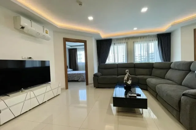 Квартира с 3 спальнями и видом на бассейн в Laguna Beach Resort 3 — The Maldives, Паттайя