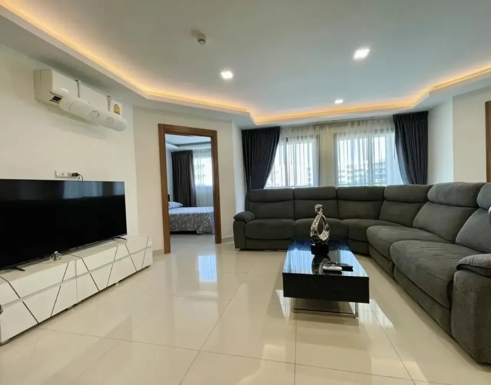 Квартира с 3 спальнями и видом на бассейн в Laguna Beach Resort 3 — The Maldives, Паттайя