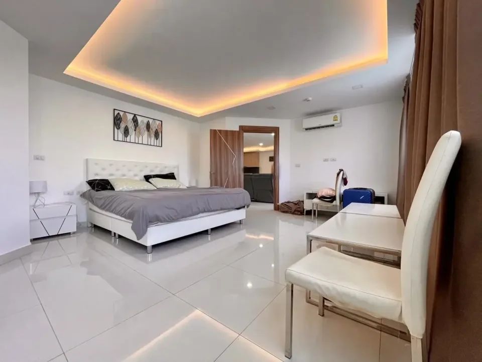 Квартира с 3 спальнями и видом на бассейн в Laguna Beach Resort 3 — The Maldives, Паттайя
