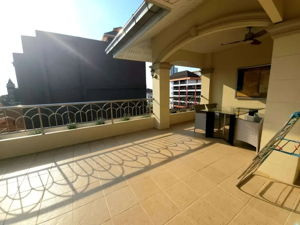 3-Bedroom Condo with Terrace at Nordic Dream Paradise, Pattaya