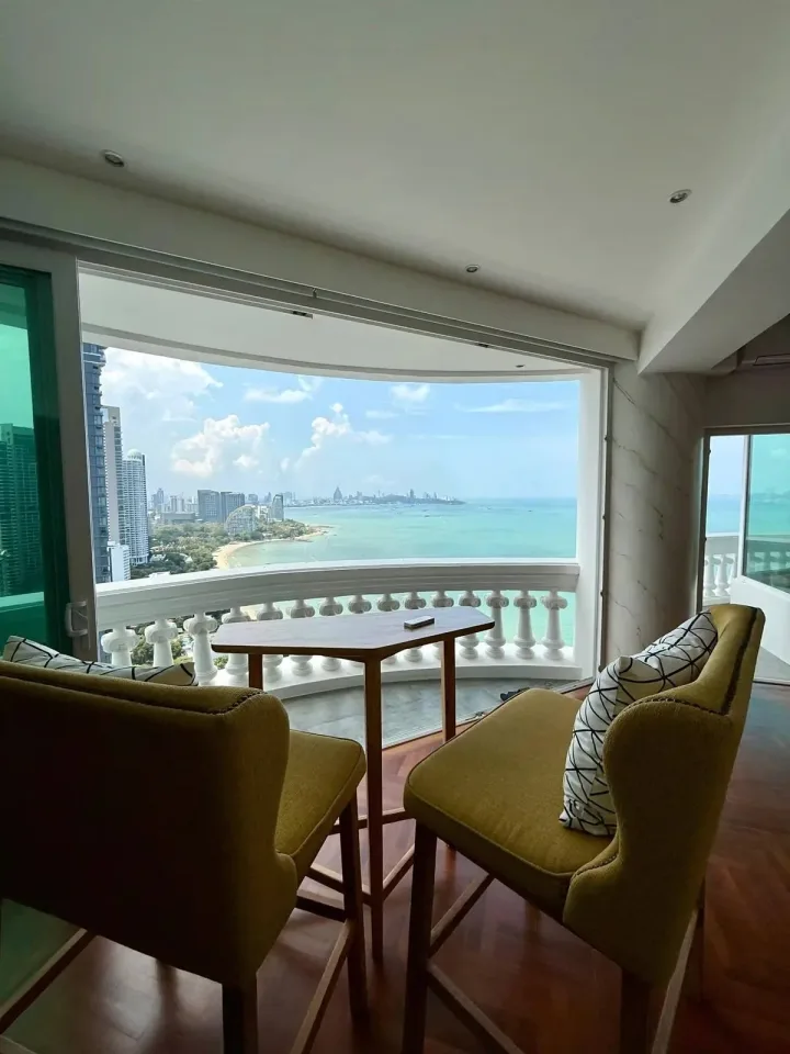Квартира с 2 спальнями и видом на море в Park Beach Condominium, Паттайя