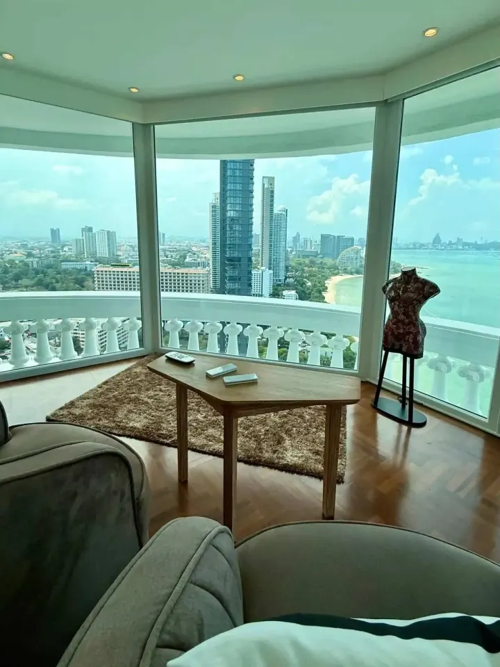 Квартира с 2 спальнями и видом на море в Park Beach Condominium, Паттайя