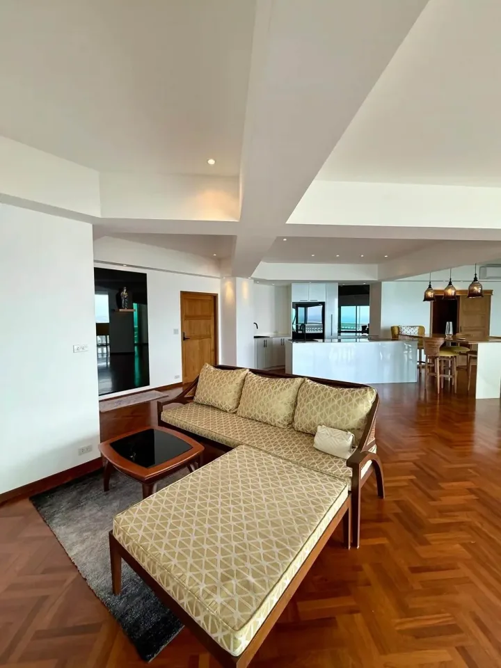 Квартира с 2 спальнями и видом на море в Park Beach Condominium, Паттайя