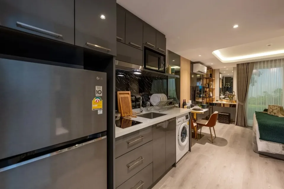 Studio with Pool View at Pristine Park 3 Pattaya, Jomtien