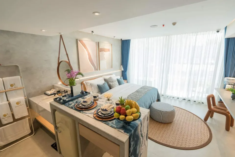 Квартира с 2 спальнями и видом на море в Sunshine Beach Resort & Residences, Пхукет