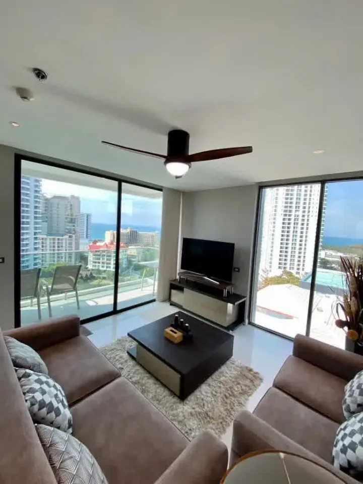 2-Bedroom Condo with City View at The Point Pratumnak, Pattaya