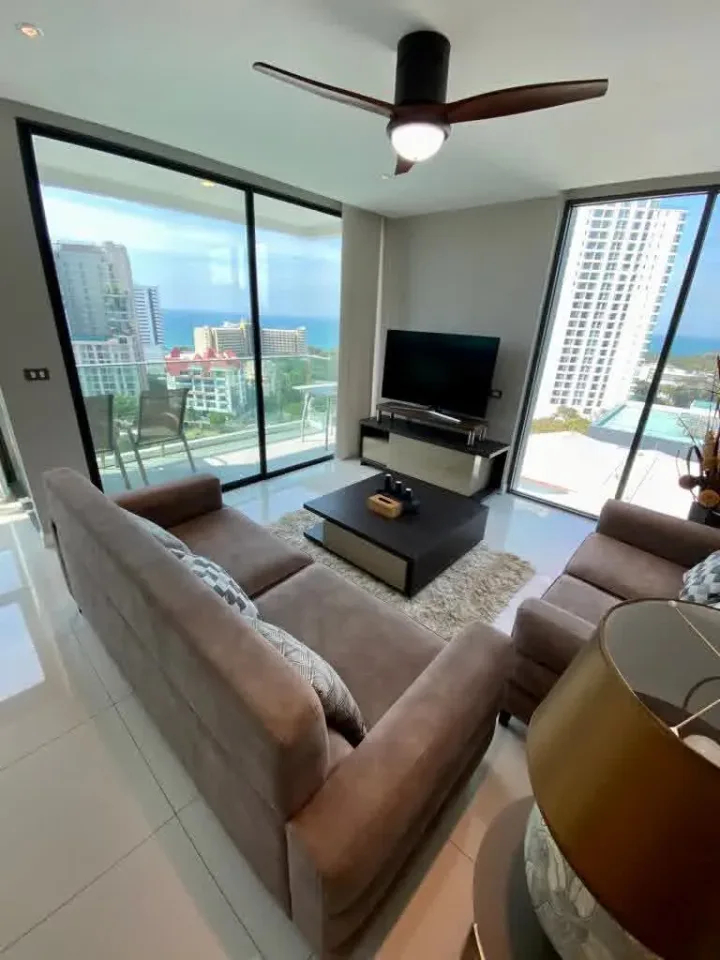 2-Bedroom Condo with City View at The Point Pratumnak, Pattaya