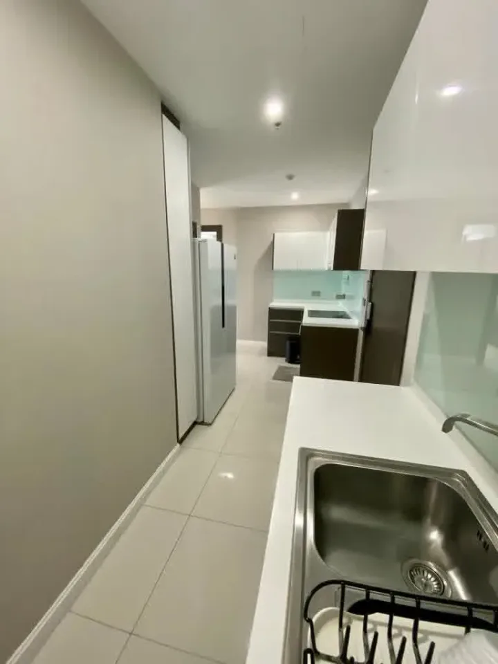 2-Bedroom Condo with City View at The Point Pratumnak, Pattaya