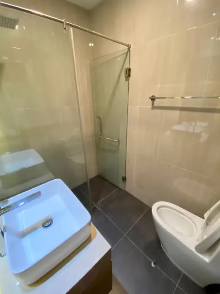 2-Bedroom Condo with City View at The Point Pratumnak, Pattaya