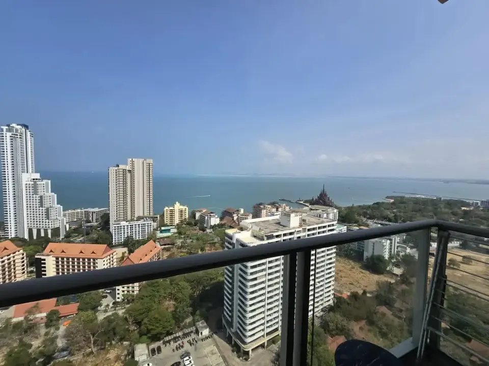 1-Bedroom Condo at The Riviera Wongamat, Pattaya