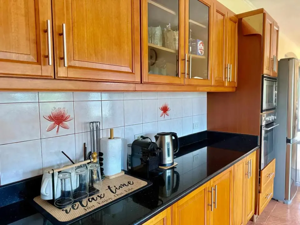 Вилла с 4 спальнями и частным бассейном в Bang Saray House, Паттайя