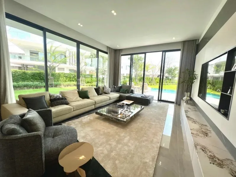 4-Bedroom Villa with Private Pool at Glory Village Pattaya, Pattaya