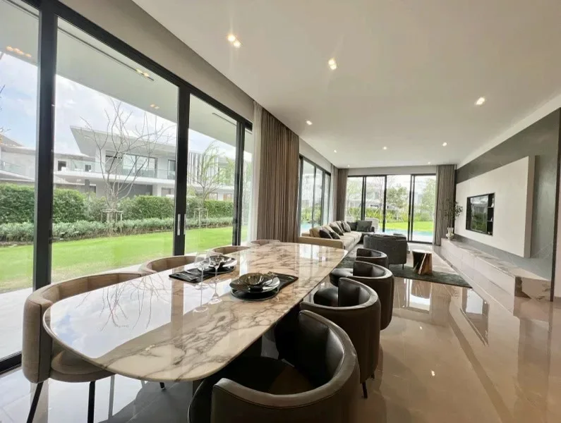 4-Bedroom Villa with Private Pool at Glory Village Pattaya, Pattaya