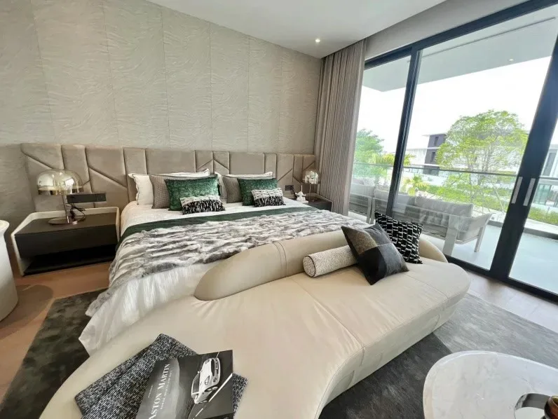 4-Bedroom Villa with Private Pool at Glory Village Pattaya, Pattaya