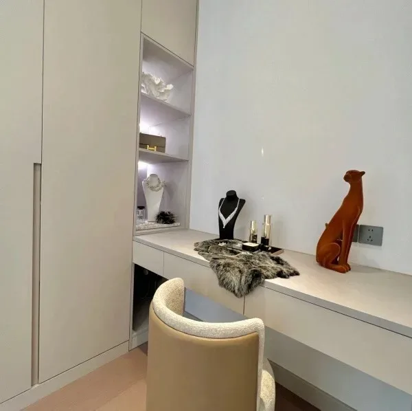 4-Bedroom Villa with Private Pool at Glory Village Pattaya, Pattaya