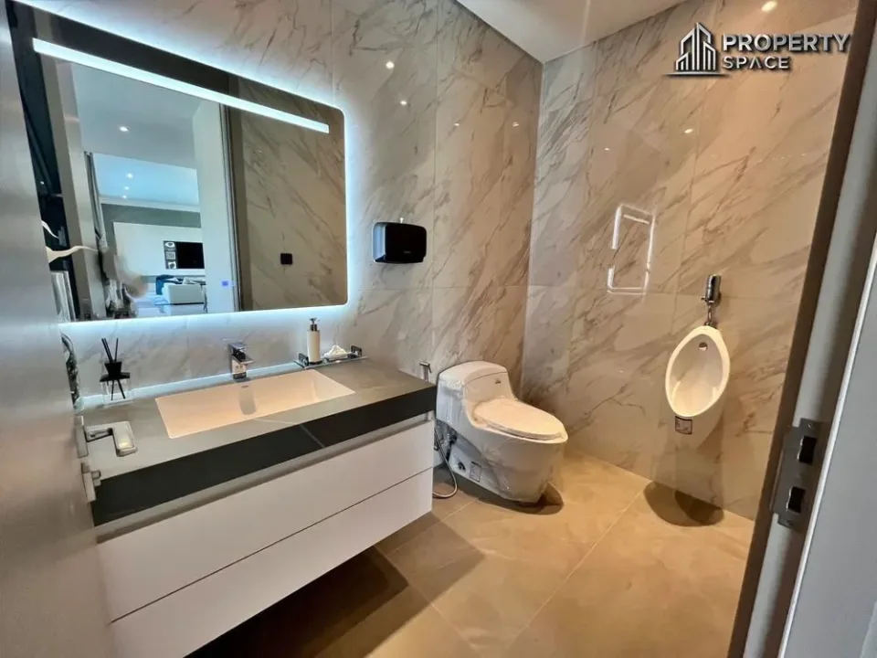 Вилла с 3 спальнями и частным бассейном в Glory Village Pattaya, Паттайя