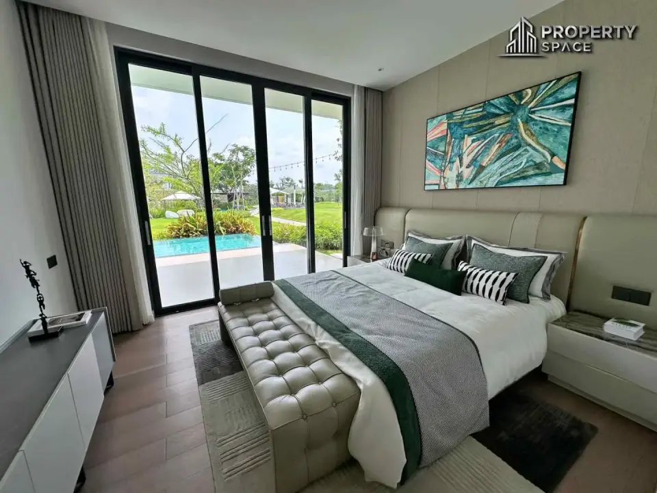 Вилла с 4 спальнями и частным бассейном в Glory Village Pattaya, Паттайя