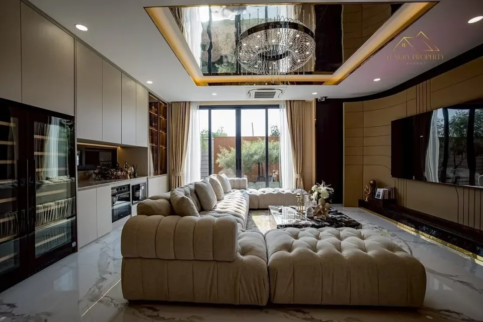 5-Bedroom Villa with Private Pool at Harmony Hills Villas Pattaya, Pattaya